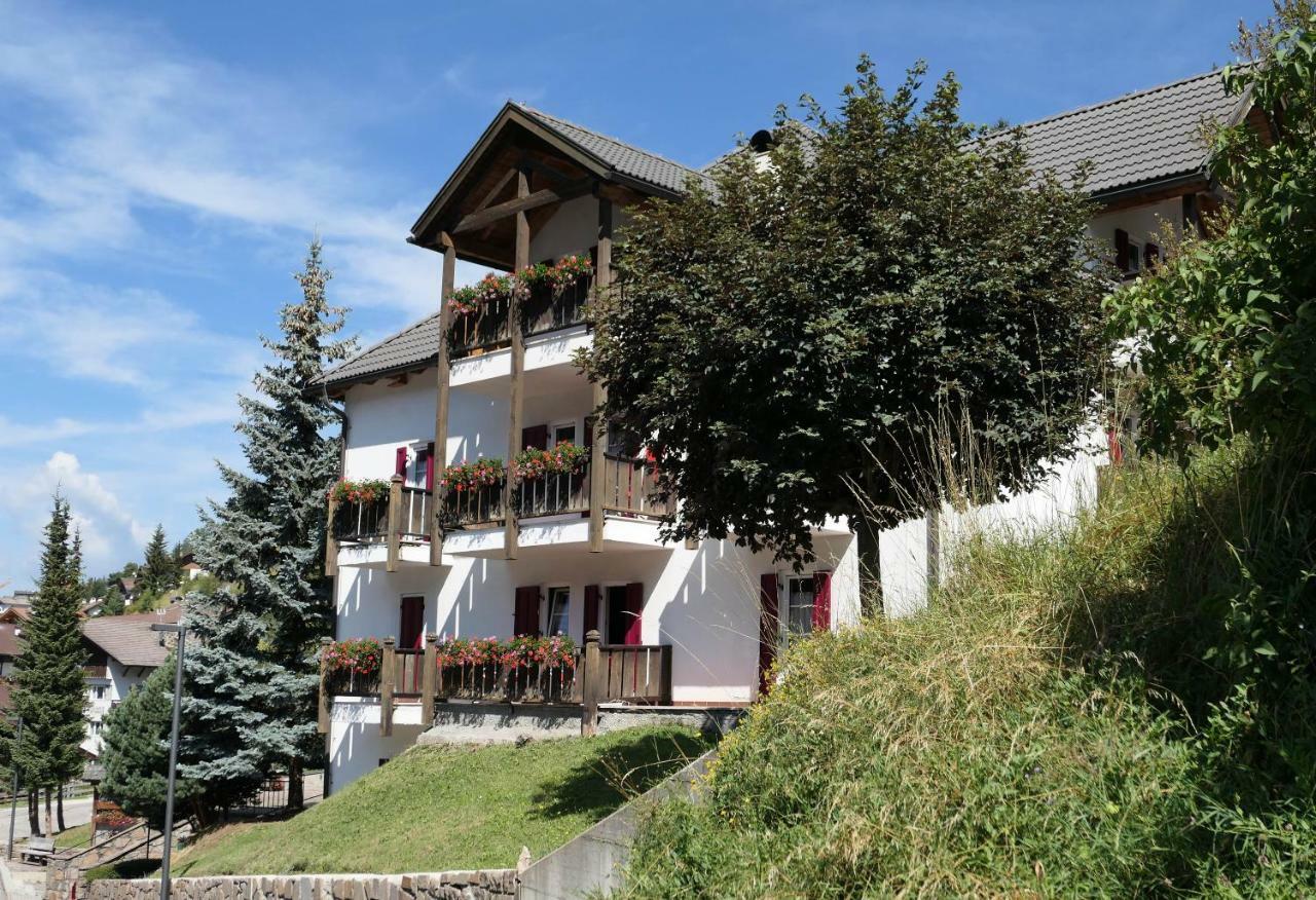 Apartments Casa Metz Santa Cristina Val Gardena Extérieur photo
